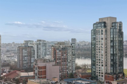 Photo 14 at 1502 - 1155 Homer Street, Yaletown, Vancouver West