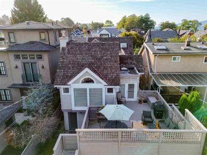 Photo 3 at 1346 Laburnum Street, Kitsilano, Vancouver West