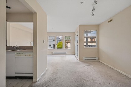 Photo 10 at 304 - 1989 W 1st Avenue, Kitsilano, Vancouver West