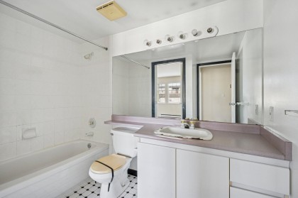 Photo 19 at 304 - 1989 W 1st Avenue, Kitsilano, Vancouver West