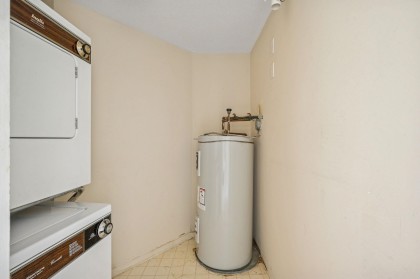 Photo 21 at 304 - 1989 W 1st Avenue, Kitsilano, Vancouver West