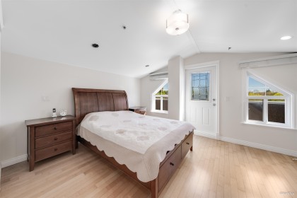 Photo 13 at 7531 Oak Street, South Granville, Vancouver West