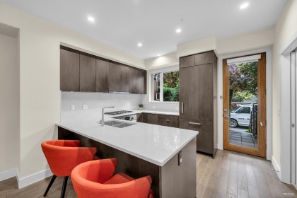 Photo 16 at 6098 Oak Street, Oakridge VW, Vancouver West