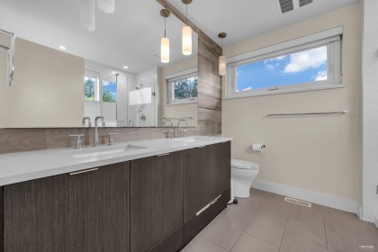 Photo 21 at 6098 Oak Street, Oakridge VW, Vancouver West