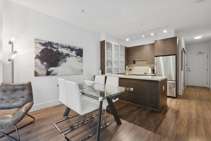 Photo 8 at 406 - 3606 Aldercrest Drive, Roche Point, North Vancouver