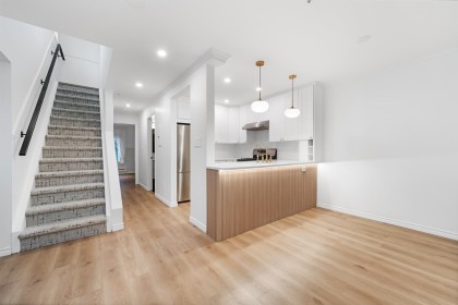 Photo 2 at 1407 Pendrell Street, West End VW, Vancouver West