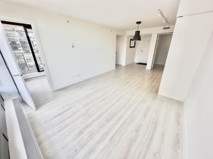 Photo 7 at 1608 - 1133 Hornby Street, Downtown VW, Vancouver West