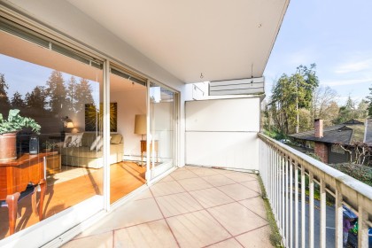 Photo 9 at 1226 - 235 Keith Road, Cedardale, West Vancouver