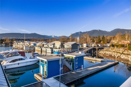 Photo 28 at JNW04 - 415 Esplanade W, Lower Lonsdale, North Vancouver