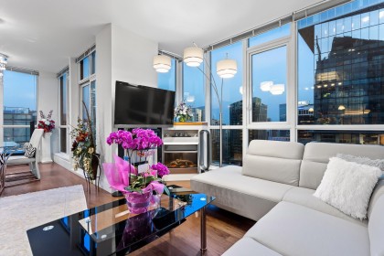 Photo 4 at 3303 - 1189 Melville Street, Coal Harbour, Vancouver West