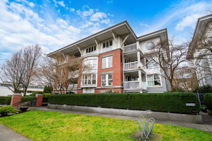 Photo 2 at 203 - 1858 W 5th Avenue, Kitsilano, Vancouver West
