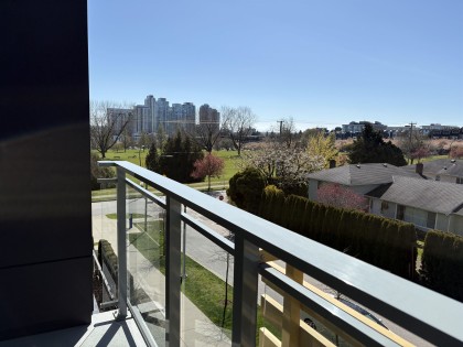 Photo 12 at 405 - 389 W 59th Avenue, South Cambie, Vancouver West