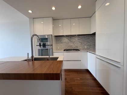 Photo 5 at 405 - 389 W 59th Avenue, South Cambie, Vancouver West