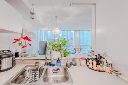 Photo 13 at 1204 - 555 Jervis Street, Coal Harbour, Vancouver West