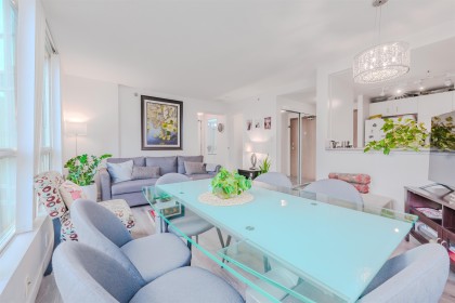 Photo 5 at 1204 - 555 Jervis Street, Coal Harbour, Vancouver West