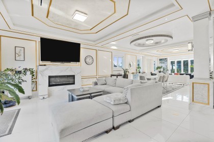 Photo 20 at 512 W 23rd Street, Central Lonsdale, North Vancouver