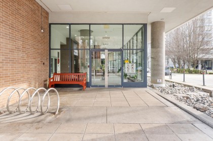 Photo 12 at 3705 - 928 Beatty Street, Yaletown, Vancouver West