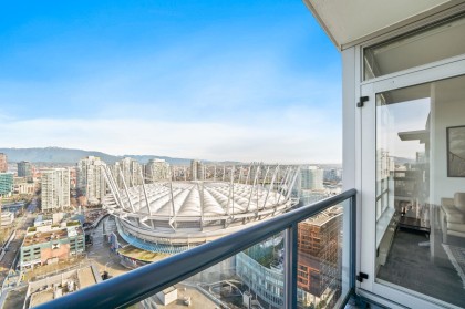 Photo 10 at 3705 - 928 Beatty Street, Yaletown, Vancouver West