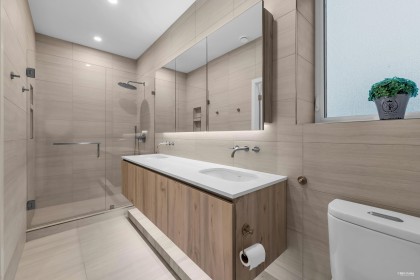 Photo 18 at 659 W 30th Avenue, Cambie, Vancouver West