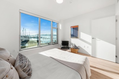 Photo 13 at 110 - 755 Harbourside Drive, Harbourside, North Vancouver