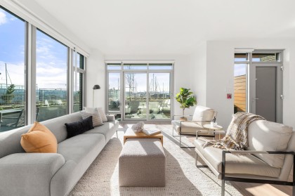 Photo 3 at 110 - 755 Harbourside Drive, Harbourside, North Vancouver