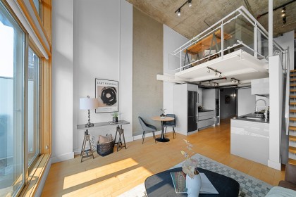 Photo 1 at 413 - 1529 W 6th Avenue, False Creek, Vancouver West