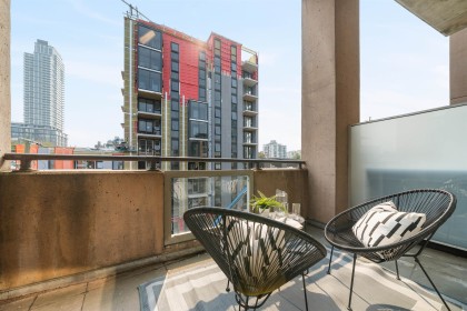 Photo 18 at 413 - 1529 W 6th Avenue, False Creek, Vancouver West
