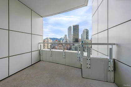 Photo 11 at 2603 - 1500 Hornby Street, Yaletown, Vancouver West