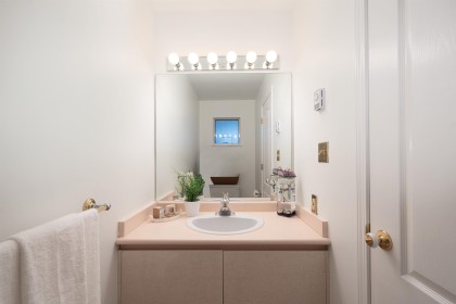 Photo 27 at 10 - 815 Tobruck Avenue, Mosquito Creek, North Vancouver