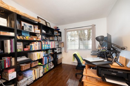 Photo 26 at 10 - 815 Tobruck Avenue, Mosquito Creek, North Vancouver