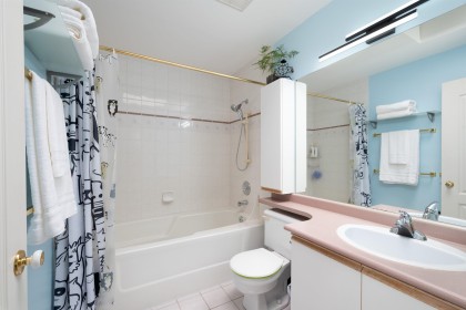 Photo 22 at 10 - 815 Tobruck Avenue, Mosquito Creek, North Vancouver