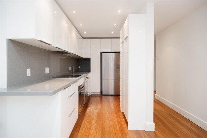 Photo 13 at 301 - 930 Cambie Street, Yaletown, Vancouver West