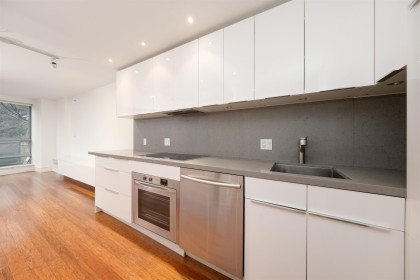 Photo 15 at 301 - 930 Cambie Street, Yaletown, Vancouver West