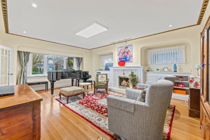 Photo 3 at 4069 W 14th Avenue, Point Grey, Vancouver West