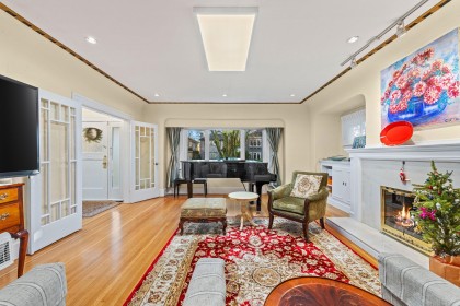 Photo 4 at 4069 W 14th Avenue, Point Grey, Vancouver West