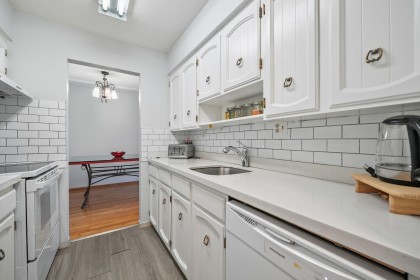 Photo 2 at 202 - 8770 Laurel Street, Marpole, Vancouver West