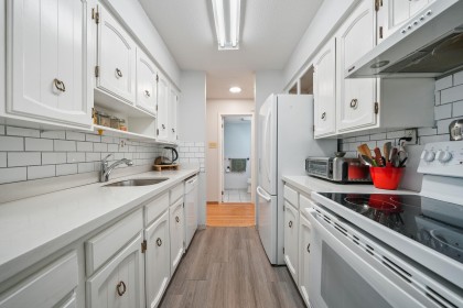 Photo 1 at 202 - 8770 Laurel Street, Marpole, Vancouver West