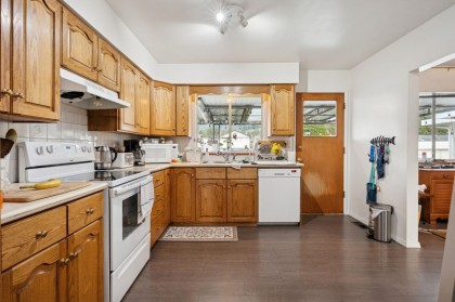 Photo 7 at 328 E 18th Street, Central Lonsdale, North Vancouver