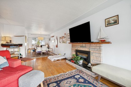 Photo 5 at 328 E 18th Street, Central Lonsdale, North Vancouver