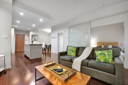 Photo 12 at 407 - 1333 W Georgia Street, Coal Harbour, Vancouver West