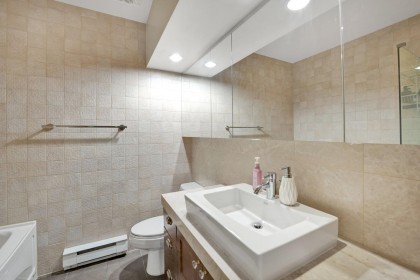 Photo 22 at 407 - 1333 W Georgia Street, Coal Harbour, Vancouver West