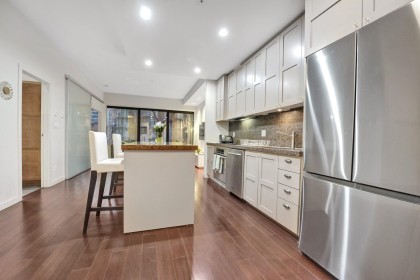 Photo 10 at 407 - 1333 W Georgia Street, Coal Harbour, Vancouver West