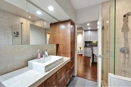 Photo 21 at 407 - 1333 W Georgia Street, Coal Harbour, Vancouver West