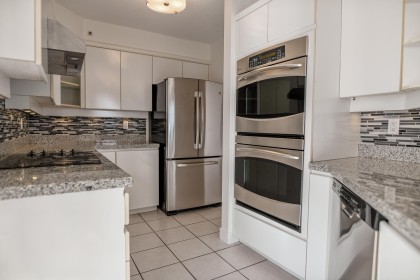 Photo 16 at 15B - 338 Taylor Way, Park Royal, West Vancouver