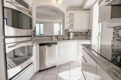 Photo 15 at 15B - 338 Taylor Way, Park Royal, West Vancouver