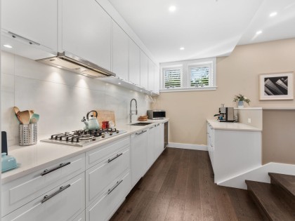 Photo 11 at 2898 Yukon Street, Mount Pleasant VW, Vancouver West