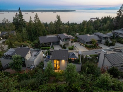 Photo 3 at 2993 Burfield Place, Cypress Park Estates, West Vancouver