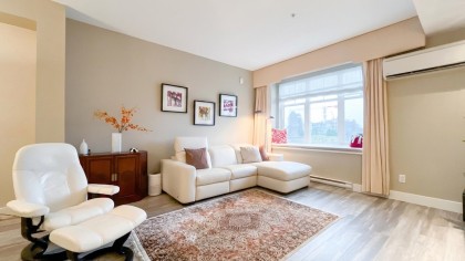Photo 4 at 5611 Willow Street, Cambie, Vancouver West
