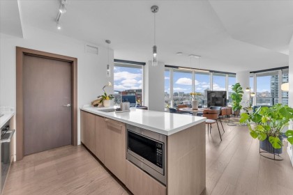 Photo 9 at 1609 - 68 Smithe Street, Downtown VW, Vancouver West