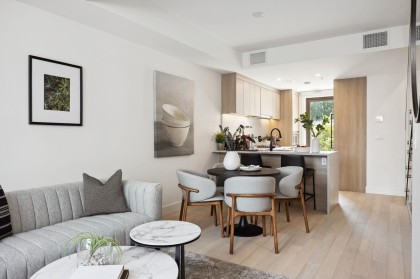 Photo 2 at 6312 Oak Street, Oakridge VW, Vancouver West